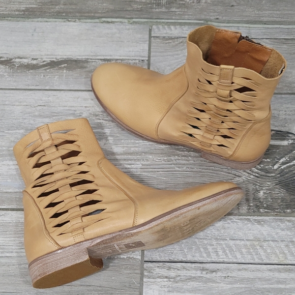 BASKE California "Cactus" Leather Woven Lattice Pattern Zip-Up Ankle Boots - Picture 4 of 16